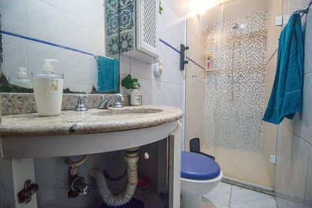 Apartamento à venda com 114m², 3 quartos e 1 vaga Apartamento à venda com 114m², 3 quartos e 1 vagaBanheiro Social