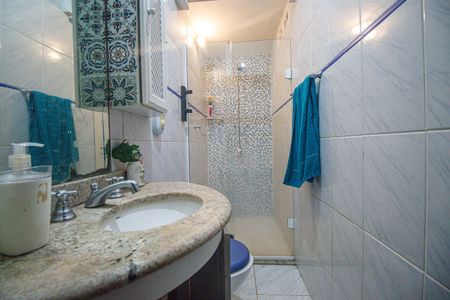 Apartamento à venda com 114m², 3 quartos e 1 vaga Apartamento à venda com 114m², 3 quartos e 1 vagaBanheiro Social