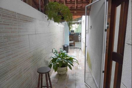 Casa de condomínio à venda com 122m², 1 quarto e 2 vagas Casa de condomínio à venda com 122m², 1 quarto e 2 vagasÁrea externa