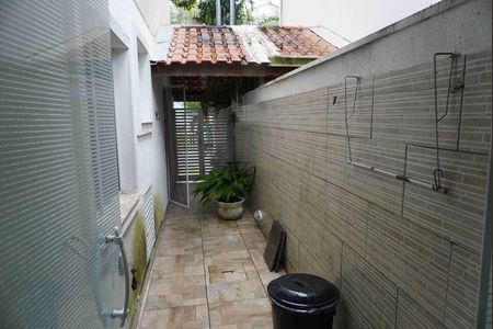 Casa de condomínio à venda com 122m², 1 quarto e 2 vagas Casa de condomínio à venda com 122m², 1 quarto e 2 vagasÁrea externa