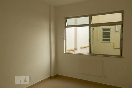 Apartamento à venda com 130m², 3 quartos e 1 vaga Apartamento à venda com 130m², 3 quartos e 1 vagaQuarto