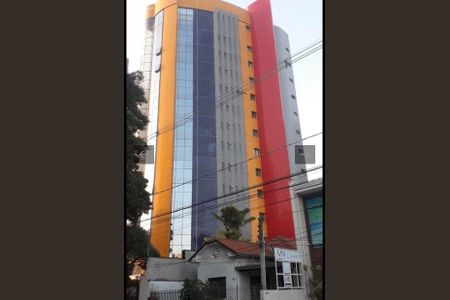 Apartamento para alugar com 117m², 3 quartos e 2 vagas Apartamento para alugar com 117m², 3 quartos e 2 vagasFachada