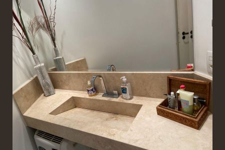 Apartamento para alugar com 117m², 3 quartos e 2 vagas Apartamento para alugar com 117m², 3 quartos e 2 vagasLavabo