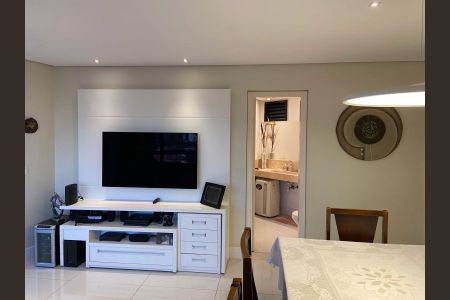 Sala de apartamento para alugar com 3 quartos, 117m² em Cambuí, Campinas