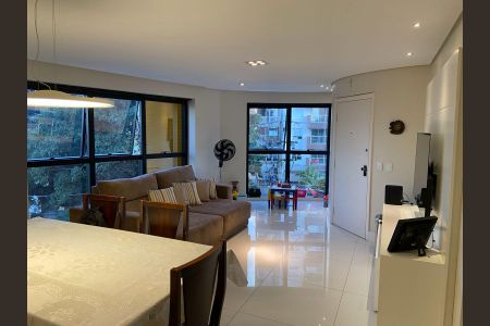 Apartamento para alugar com 117m², 3 quartos e 2 vagas Apartamento para alugar com 117m², 3 quartos e 2 vagasCopa