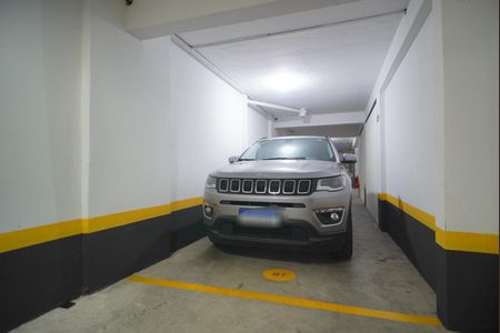 Box Duplo com Depósito de apartamento à venda com 1 quarto, 38m² em Independência, Porto Alegre