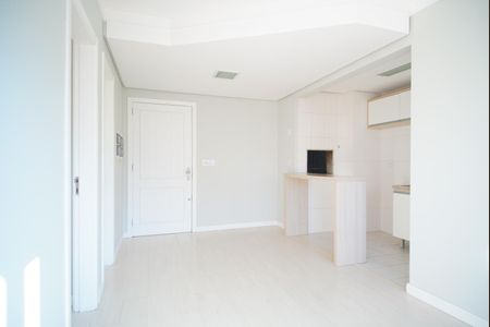 Sala de apartamento à venda com 1 quarto, 38m² em Independência, Porto Alegre