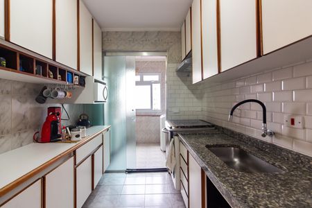 Apartamento para alugar com 75m², 2 quartos e 1 vagaCozinha 