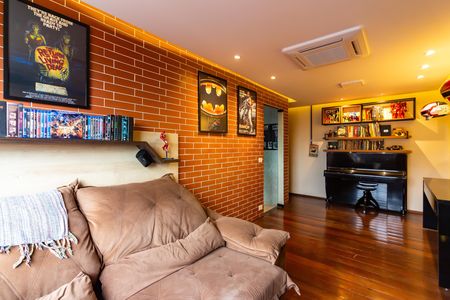 Apartamento para alugar com 75m², 2 quartos e 1 vagaSala 