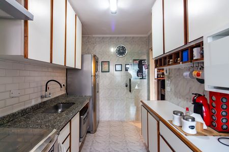 Apartamento para alugar com 75m², 2 quartos e 1 vagaCozinha 