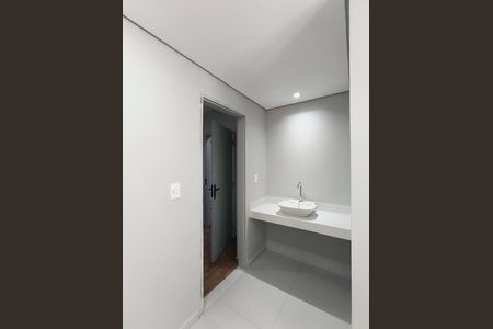 Banheiro da Suíte 1 de apartamento à venda com 3 quartos, 116m² em Centro, Jundiaí