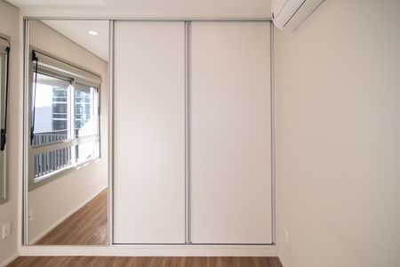 Studio para alugar com 32m², 1 quarto e sem vaga Studio para alugar com 32m², 1 quarto e sem vagaQuarto
