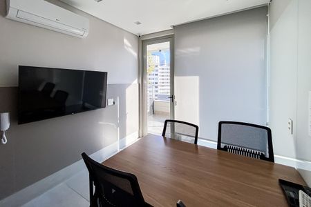 Studio para alugar com 32m², 1 quarto e sem vaga Studio para alugar com 32m², 1 quarto e sem vagaCoworking