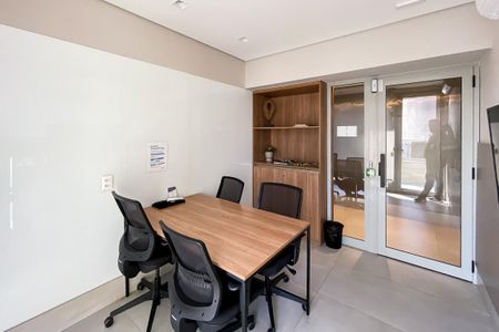 Studio para alugar com 32m², 1 quarto e sem vaga Studio para alugar com 32m², 1 quarto e sem vagaCoworking