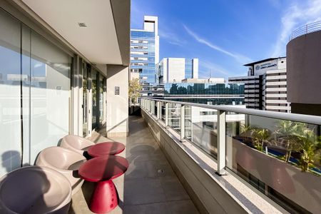 Studio para alugar com 32m², 1 quarto e sem vaga Studio para alugar com 32m², 1 quarto e sem vagaCoworking