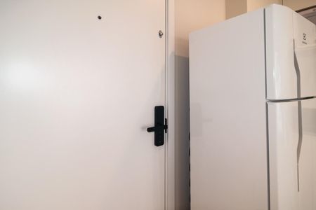 Studio para alugar com 32m², 1 quarto e sem vaga Studio para alugar com 32m², 1 quarto e sem vagaSala / Cozinha