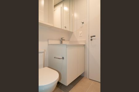 Studio para alugar com 32m², 1 quarto e sem vaga Studio para alugar com 32m², 1 quarto e sem vagaBanheiro