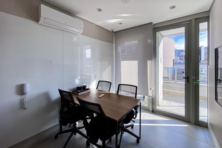 Studio para alugar com 32m², 1 quarto e sem vaga Studio para alugar com 32m², 1 quarto e sem vagaCoworking
