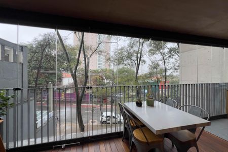 Varanda de kitnet/studio à venda com 1 quarto, 45m² em Vila Mariana, São Paulo