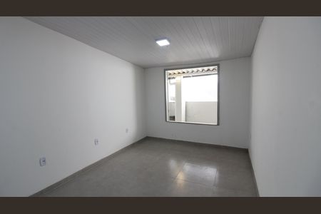 Sala de apartamento para alugar com 3 quartos, 60m² em Gamboa, Cabo Frio