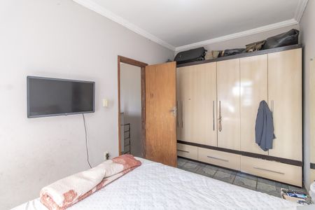 Casa à venda com 273m², 3 quartos e 4 vagas Casa à venda com 273m², 3 quartos e 4 vagasQuarto 3