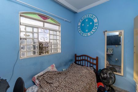 Casa à venda com 273m², 3 quartos e 4 vagas Casa à venda com 273m², 3 quartos e 4 vagasQuarto 2