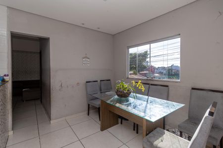 Casa à venda com 273m², 3 quartos e 4 vagas Casa à venda com 273m², 3 quartos e 4 vagasSala de Jantar