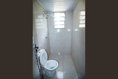 Banheiro de casa para alugar com 1 quarto, 110m² em Brás de Pina, Rio de Janeiro