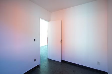 Apartamento para alugar com 45m², 2 quartos e 1 vagaQuarto 2
