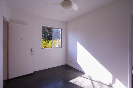 Apartamento para alugar com 45m², 2 quartos e 1 vagaSala