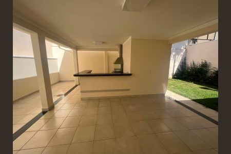 Casa de condomínio à venda com 234m², 3 quartos e 4 vagas