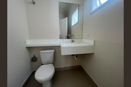 Casa de condomínio à venda com 234m², 3 quartos e 4 vagas