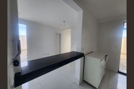 Cozinha de apartamento para alugar com 2 quartos, 184m² em Cabral, Contagem