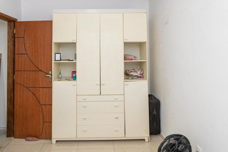 Casa para alugar com 40m², 1 quarto e 1 vaga Casa para alugar com 40m², 1 quarto e 1 vagaQuarto - Armários