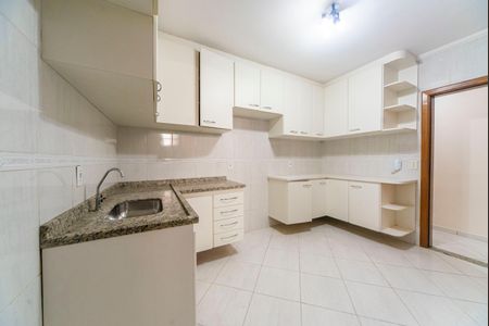 Apartamento para alugar com 140m², 2 quartos e 2 vagas Apartamento para alugar com 140m², 2 quartos e 2 vagasCozinha