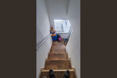 Casa para alugar com 80m², 2 quartos e 1 vaga Casa para alugar com 80m², 2 quartos e 1 vagaAcesso ao segundo andar