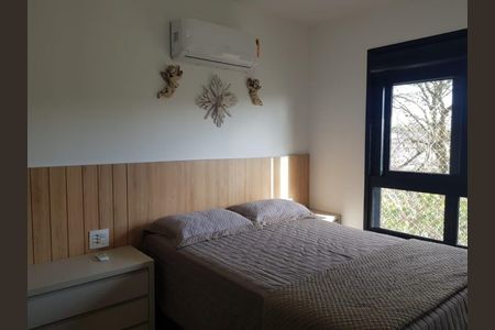 Quarto 2 de apartamento para alugar com 2 quartos, 64m² em Camaquã, Porto Alegre