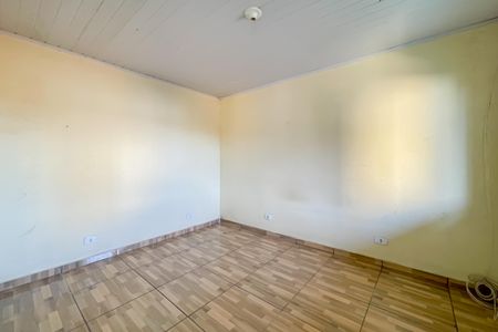 Quarto de casa para alugar com 1 quarto, 55m² em Jaguaribe, Osasco