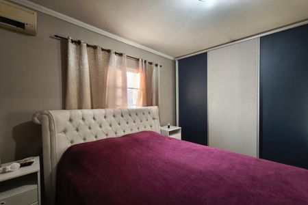 Casa à venda com 150m², 3 quartos e 4 vagasQuarto Suíte
