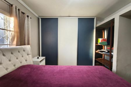 Casa à venda com 150m², 3 quartos e 4 vagasQuarto Suíte