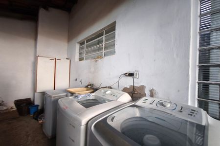 Casa à venda com 150m², 3 quartos e 4 vagasÁrea de Serviço