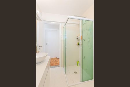 Apartamento à venda com 72m², 2 quartos e 1 vaga Apartamento à venda com 72m², 2 quartos e 1 vagaBanheiro