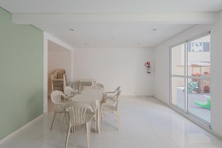 Apartamento à venda com 72m², 2 quartos e 1 vagaSalão de Festas 2