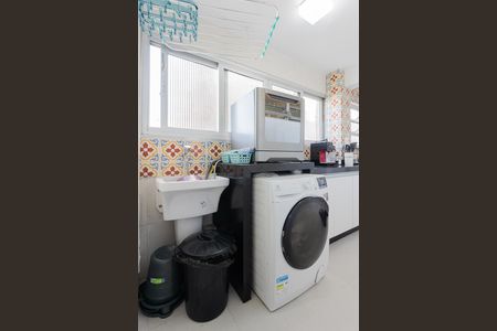 Apartamento à venda com 72m², 2 quartos e 1 vaga Apartamento à venda com 72m², 2 quartos e 1 vagaÁrea de Serviço