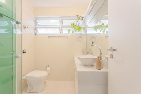 Apartamento à venda com 72m², 2 quartos e 1 vaga Apartamento à venda com 72m², 2 quartos e 1 vagaBanheiro