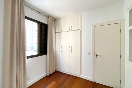 Apartamento para alugar com 95m², 3 quartos e 2 vagas Apartamento para alugar com 95m², 3 quartos e 2 vagasQuarto 2