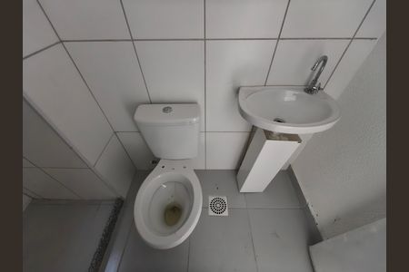 Apartamento para alugar com 46m², 2 quartos e sem vagaBanheiro