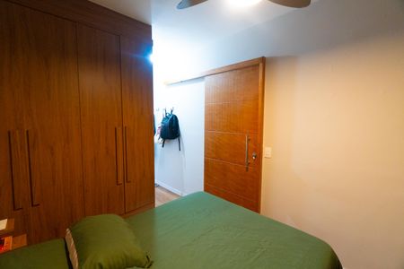 Suite de apartamento à venda com 1 quarto, 40m² em Vila Fachini, São Paulo