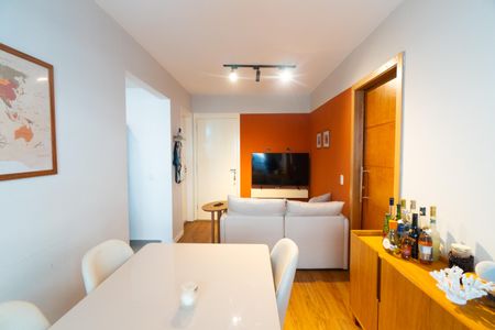 Sala de apartamento à venda com 1 quarto, 40m² em Vila Fachini, São Paulo