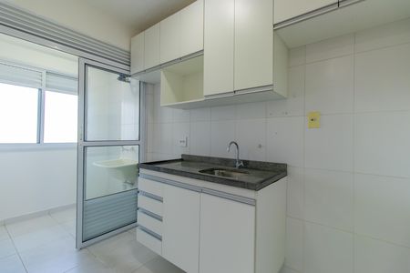 Apartamento para alugar com 48m², 2 quartos e 1 vaga Apartamento para alugar com 48m², 2 quartos e 1 vagaCozinha - Armários